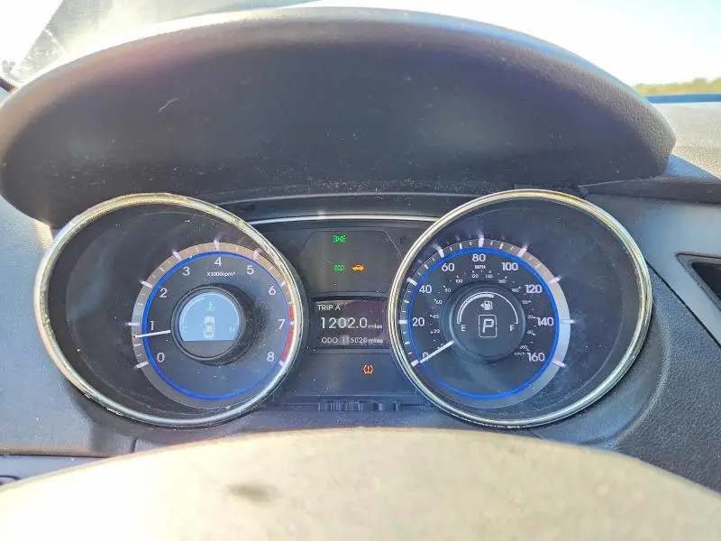 2012 HYUNDAI SONATA GLS  