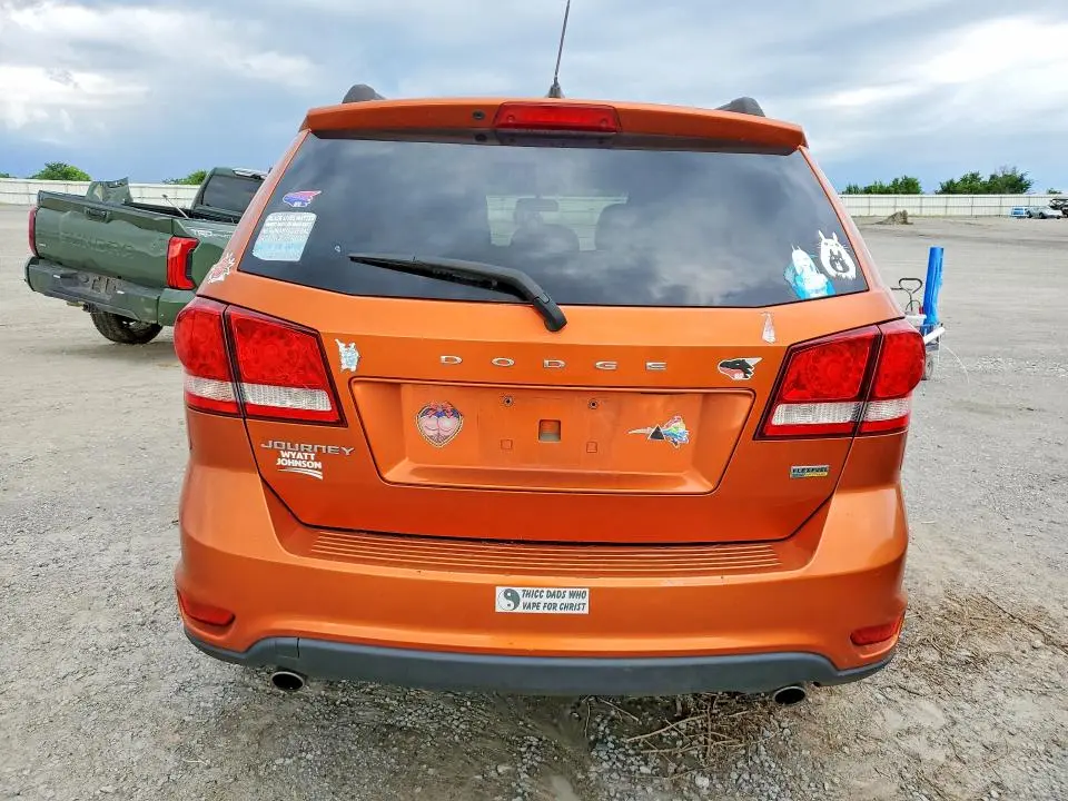 2011 DODGE JOURNEY   