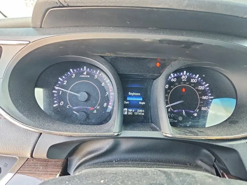 2015 TOYOTA AVALON XLE  