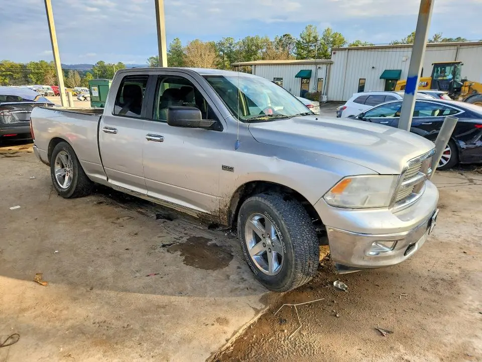 2012 DODGE RAM 1500 SLT  