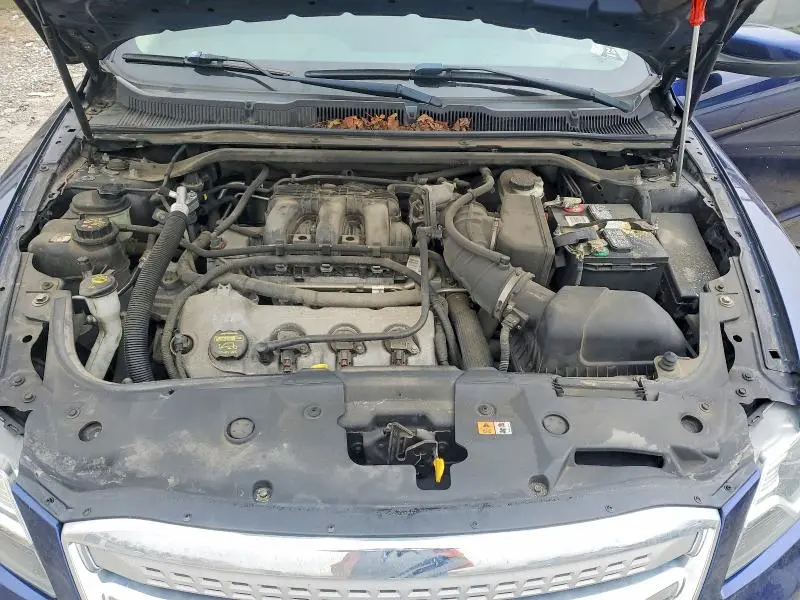 2011 FORD TAURUS SEL  