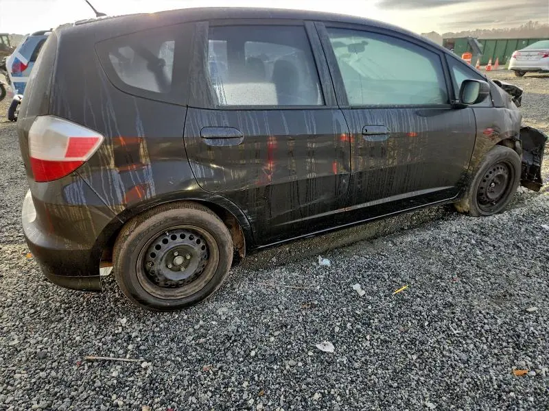 2010 HONDA FIT   