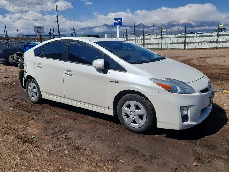 2010 TOYOTA PRIUS II  