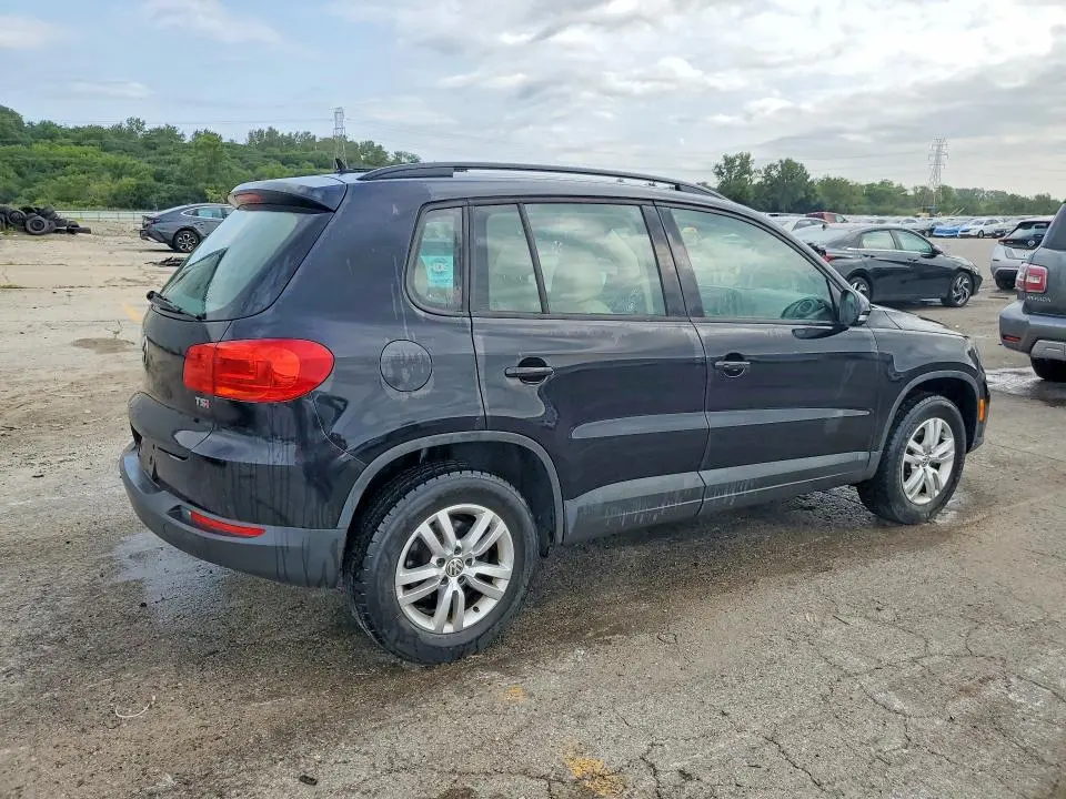 2016 VOLKSWAGEN TIGUAN S  
