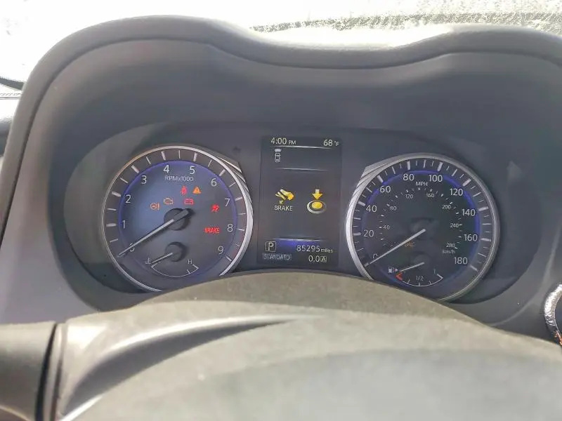 2016 INFINITI Q50 RED SPORT 400  