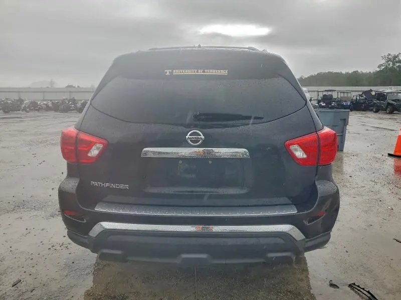 2018 NISSAN PATHFINDER S  