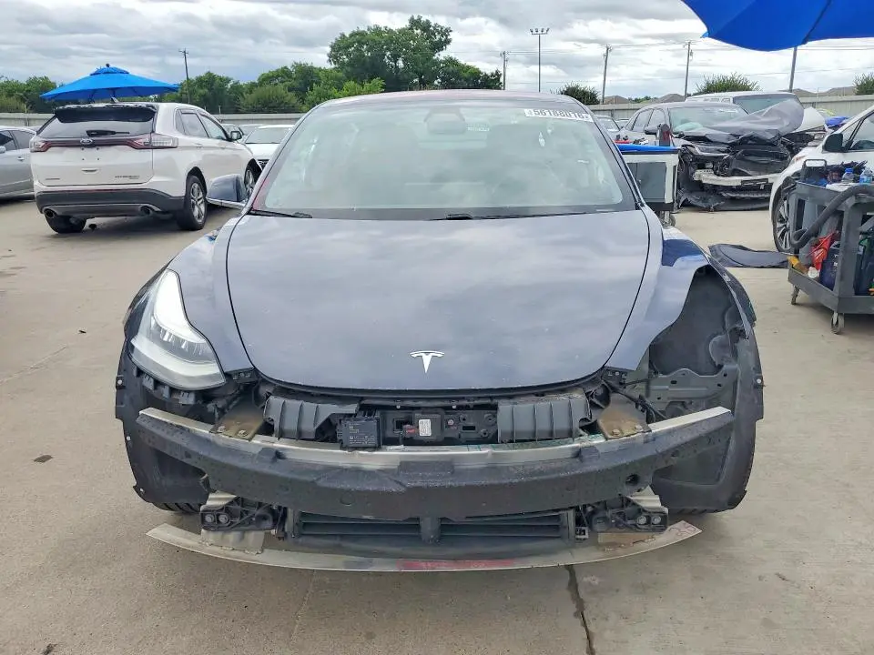 2018 TESLA MODEL 3   