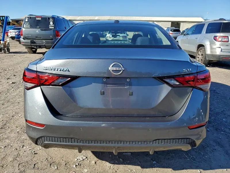 2024 NISSAN SENTRA SV  