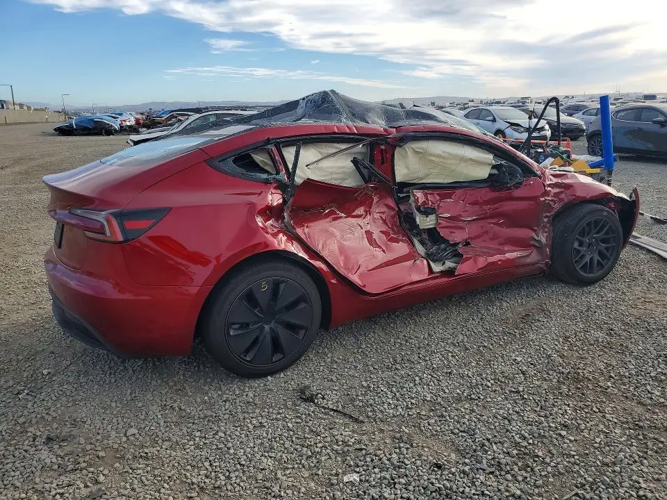 2025 TESLA MODEL 3   