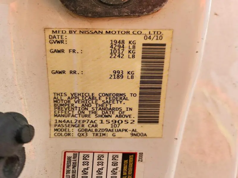 2010 NISSAN ALTIMA S  