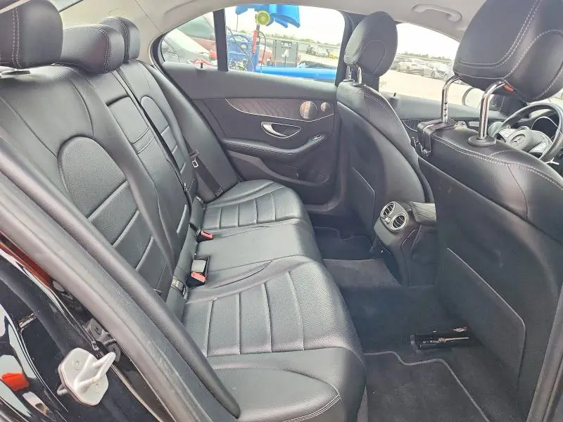 2016 MERCEDES-BENZ C 300  
