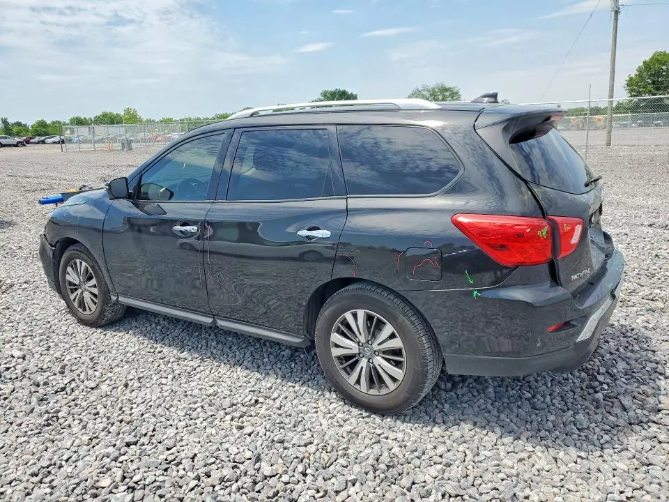 2019 NISSAN PATHFINDER SL  