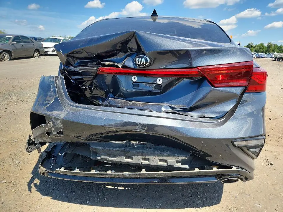 2019 KIA FORTE LXS  