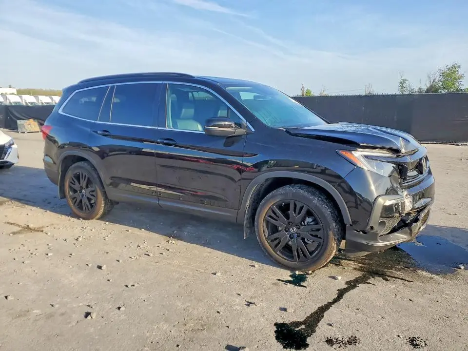 2022 HONDA PILOT SE  