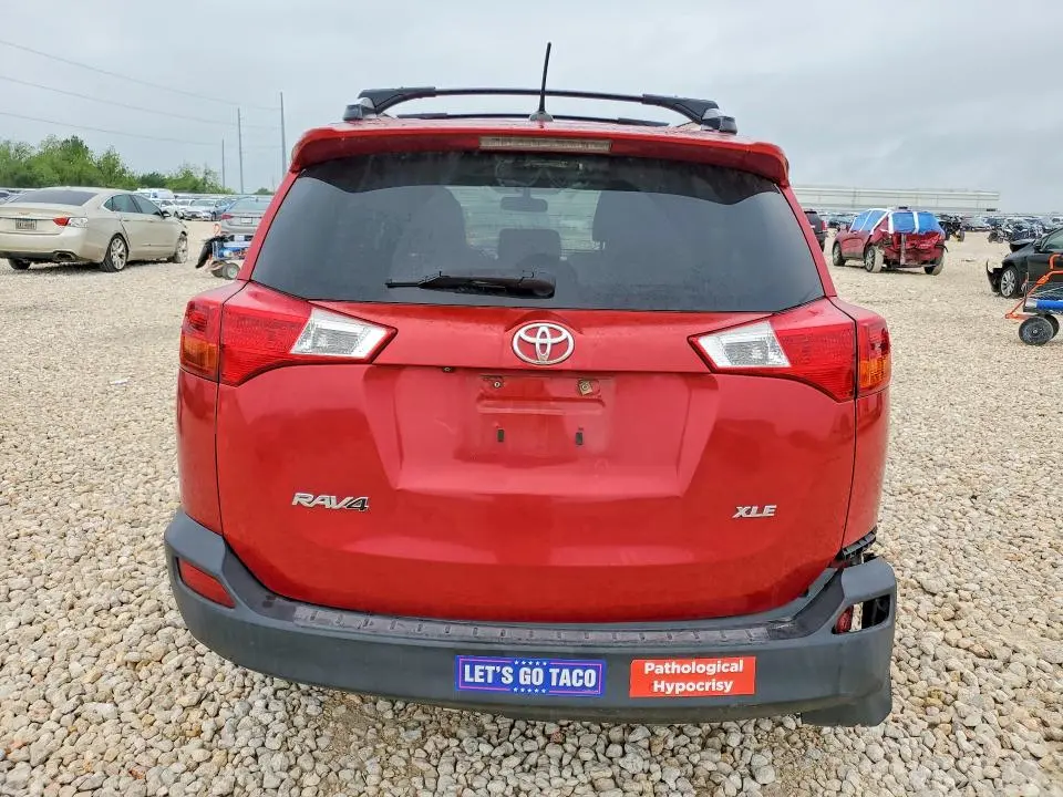 2014 TOYOTA RAV4 XLE  