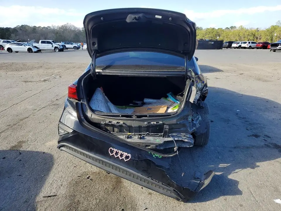 2021 KIA FORTE FE  