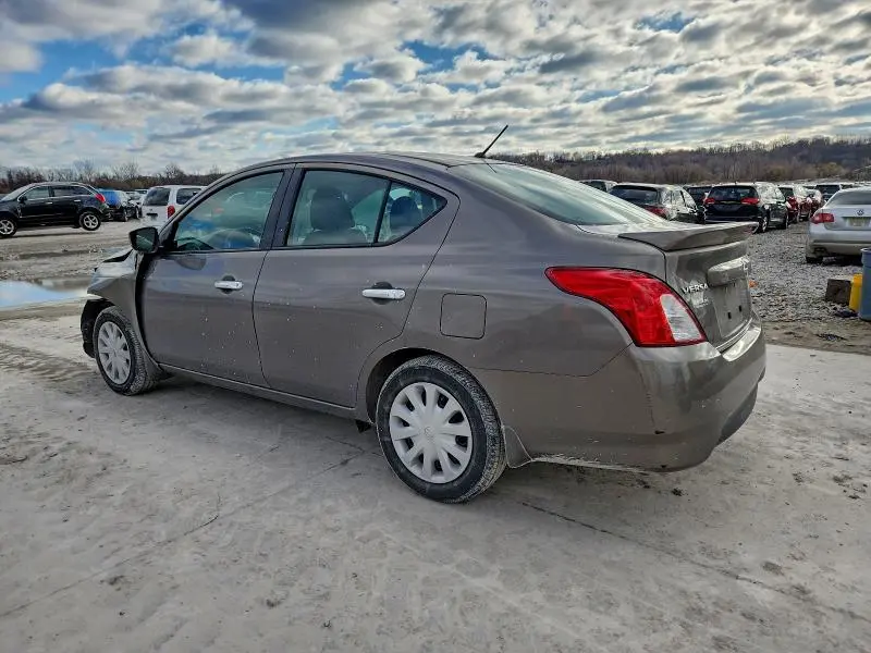2017 NISSAN VERSA S  
