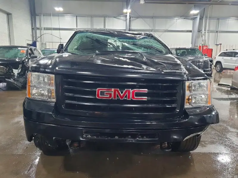 2013 GMC SIERRA K1500 SLE  