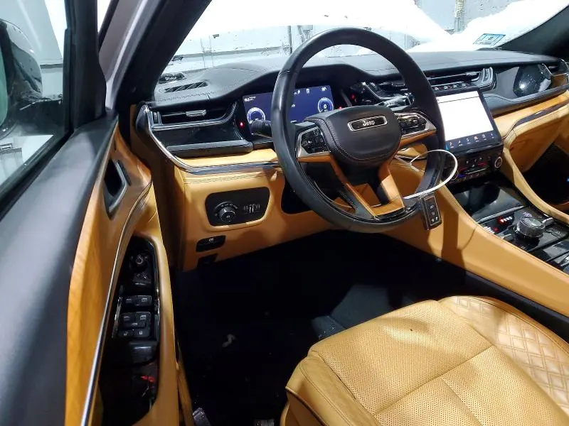 2024 JEEP GRAND CHEROKEE SUMMIT  