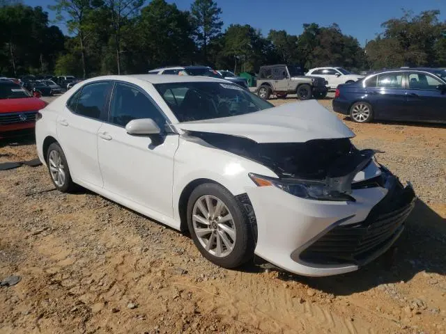 2021 TOYOTA CAMRY LE  