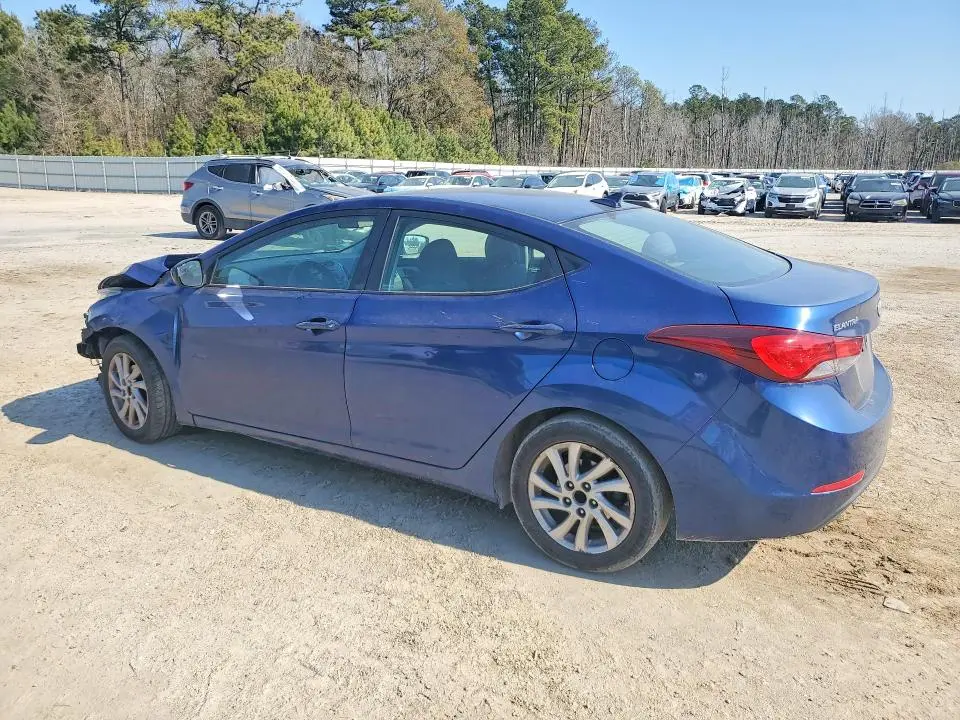 2015 HYUNDAI ELANTRA SE  