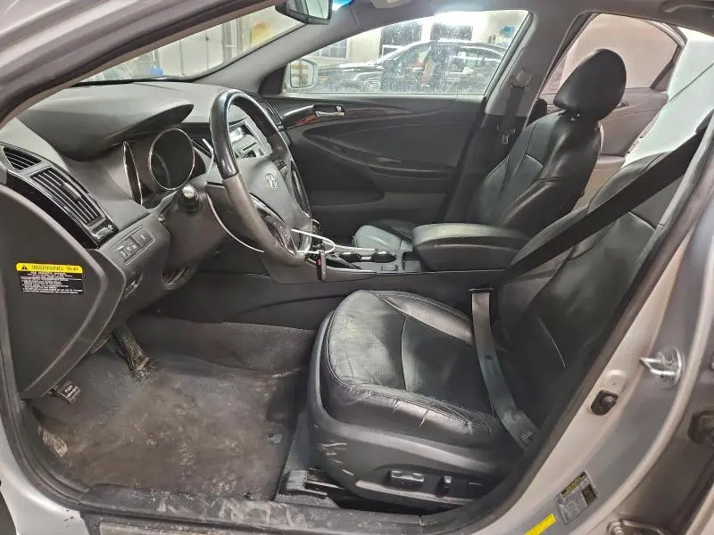 2013 HYUNDAI SONATA SE  