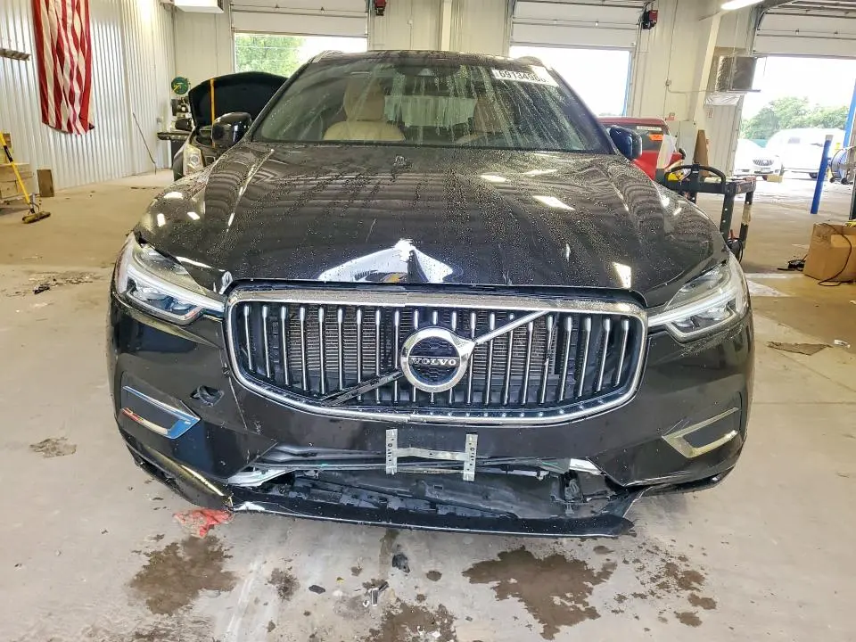 2021 VOLVO XC60 T5 INSCRIPTION  
