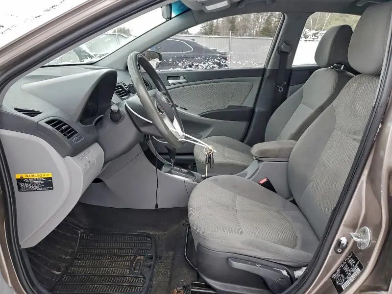 2012 HYUNDAI ACCENT GLS  