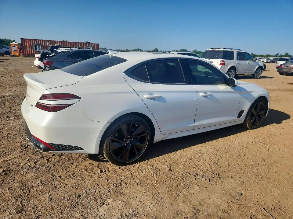 2023 GENESIS G70 3.3T STANDARD  