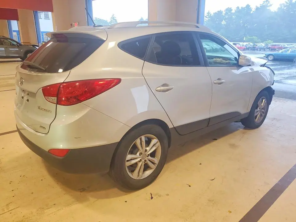 2013 HYUNDAI TUCSON GLS  