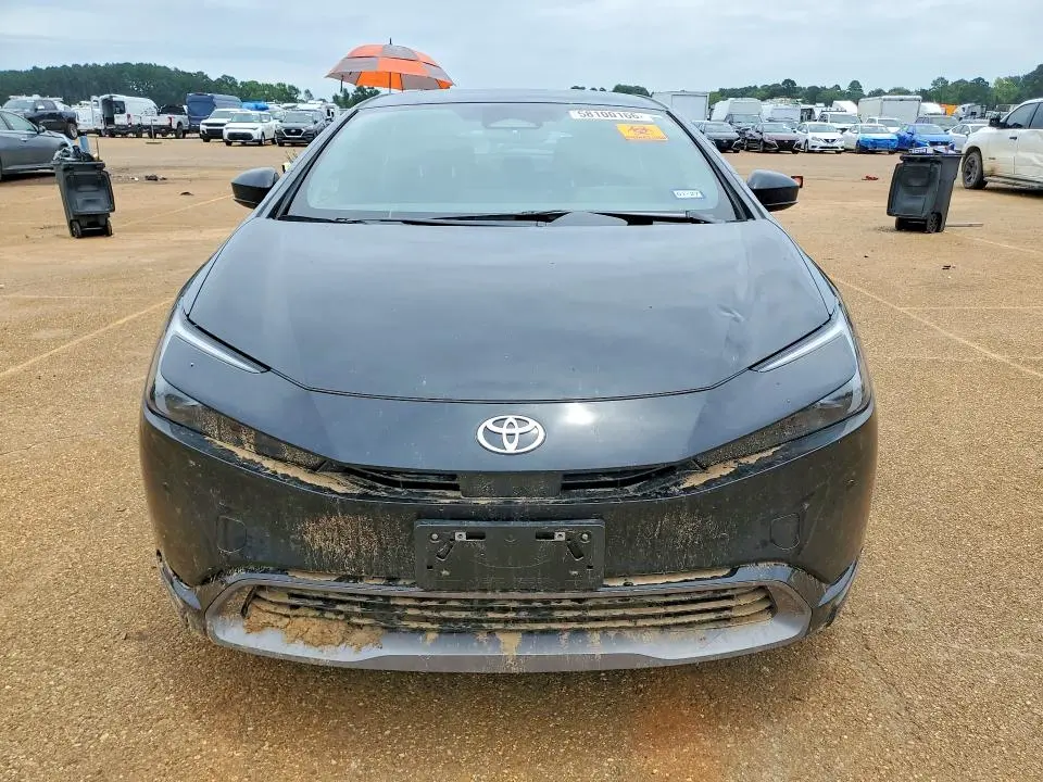 2024 TOYOTA PRIUS XLE  