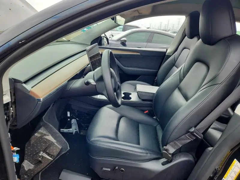 2024 TESLA MODEL Y   