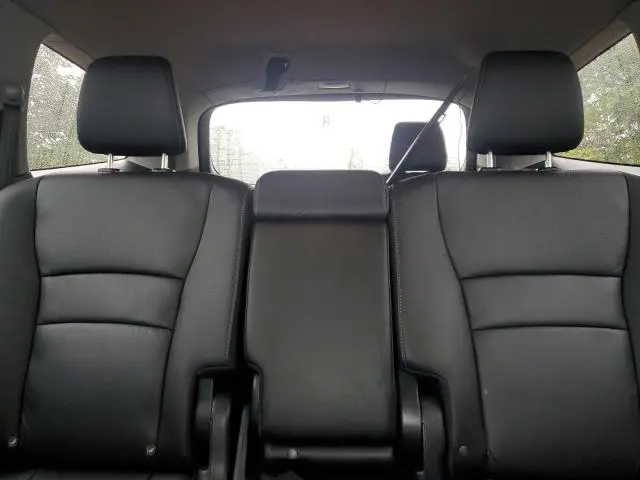 2022 HONDA PILOT SE  