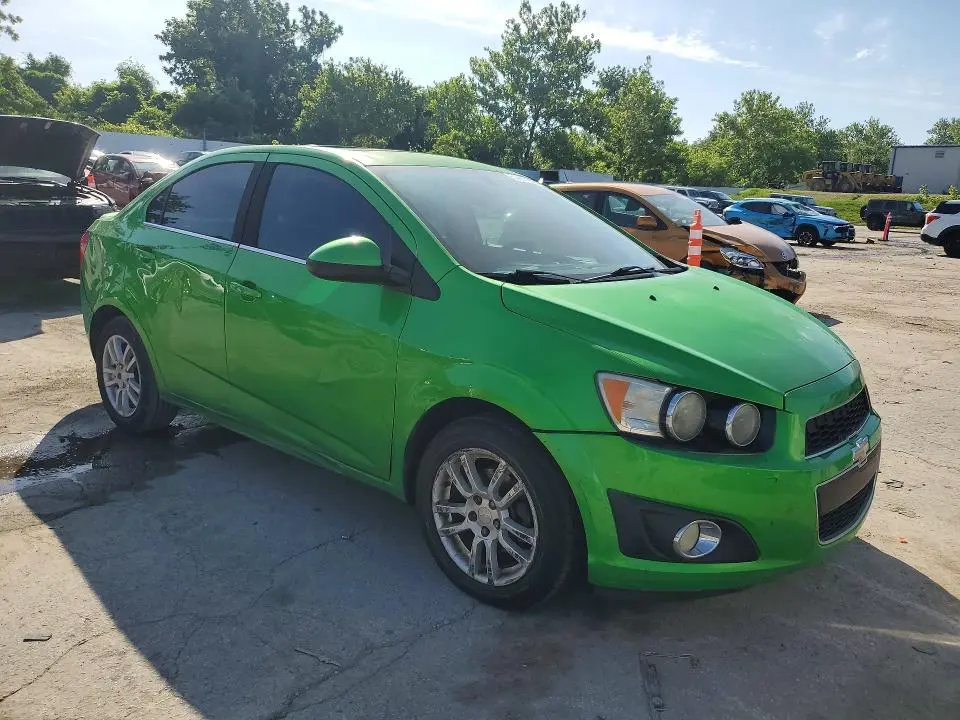 2015 CHEVROLET SONIC LT  