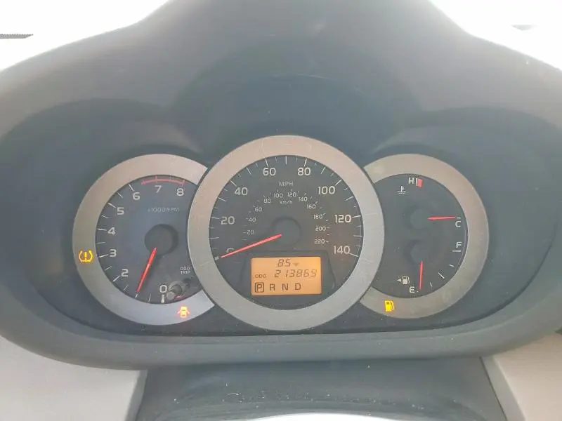 2010 TOYOTA RAV4 BASE  