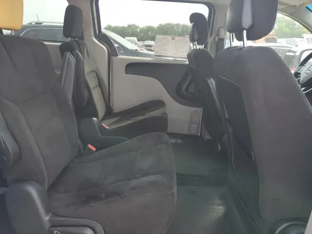2014 DODGE GRAND CARAVAN SE  