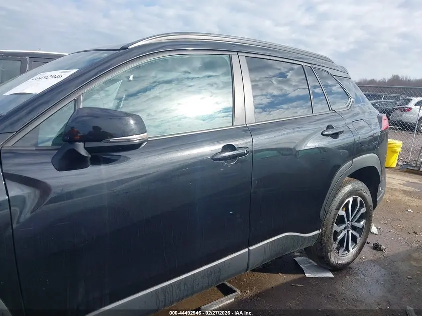 2024 TOYOTA COROLLA CROSS HYBRID SE