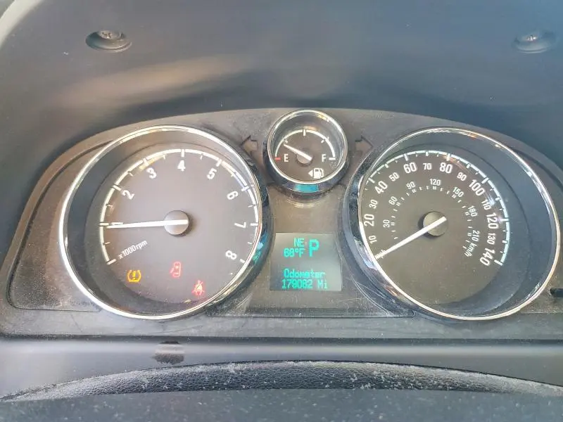 2014 CHEVROLET CAPTIVA LT  