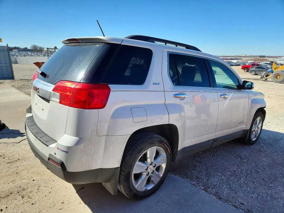 2015 GMC TERRAIN SLT  