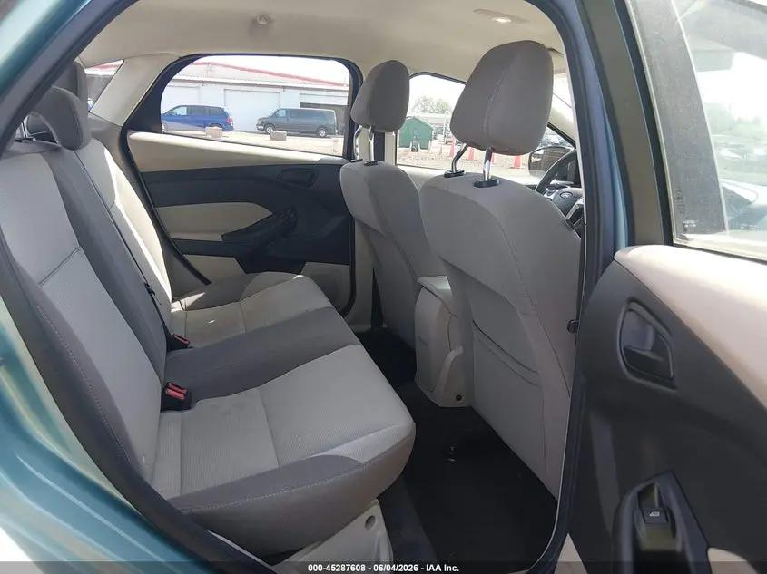 2012 FORD FOCUS SE