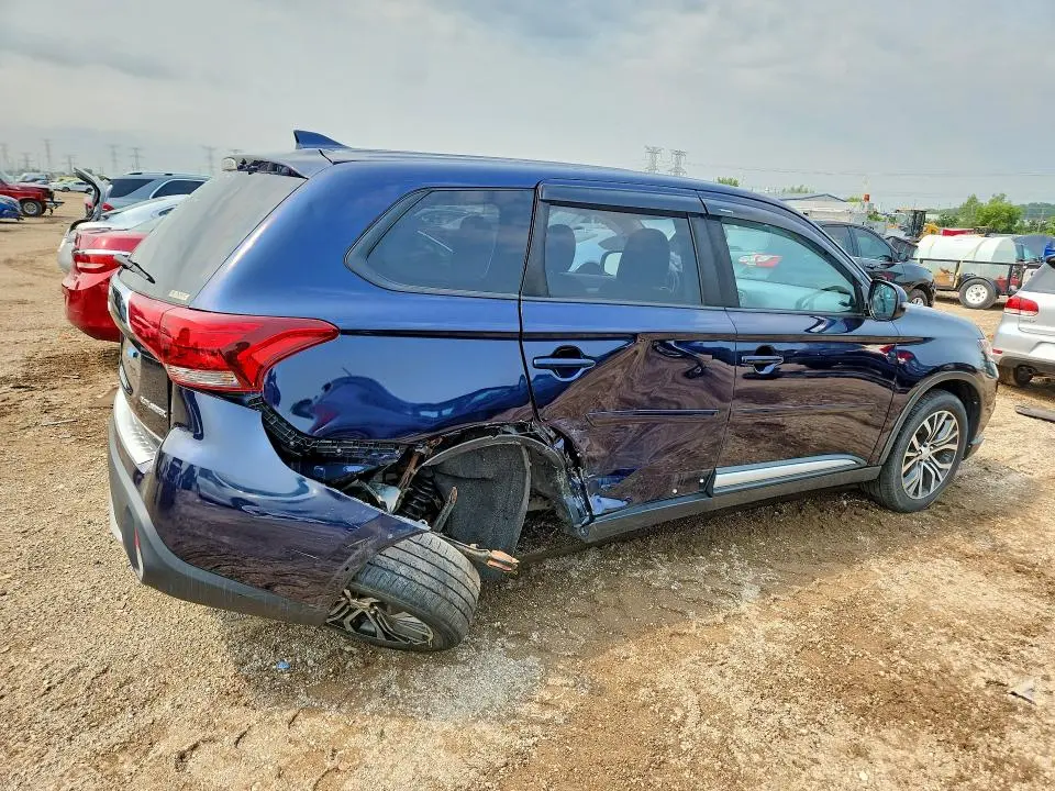 2017 MITSUBISHI OUTLANDER SE  