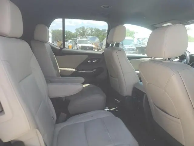 2022 CHEVROLET TRAVERSE LT  