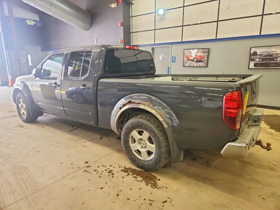 2013 NISSAN FRONTIER SV  