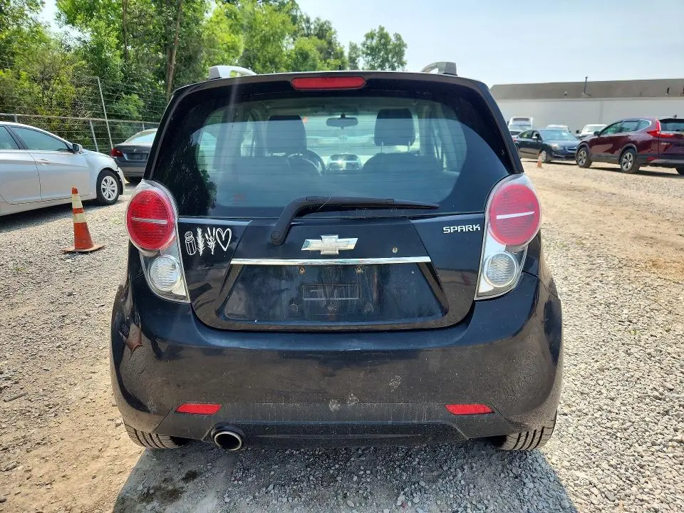 2013 CHEVROLET SPARK 2LT  