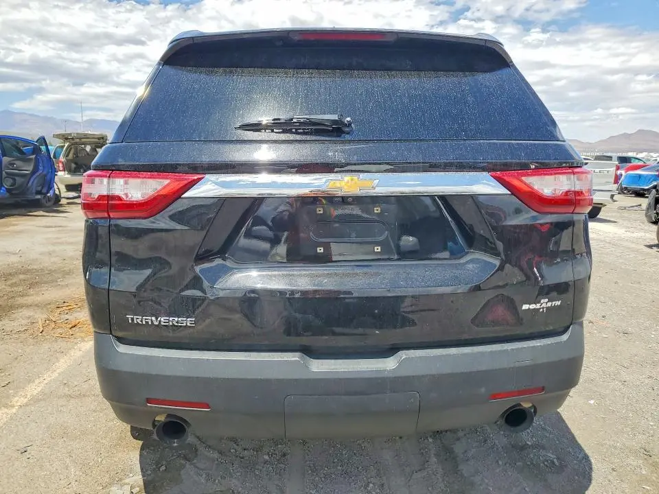 2020 CHEVROLET TRAVERSE LS  