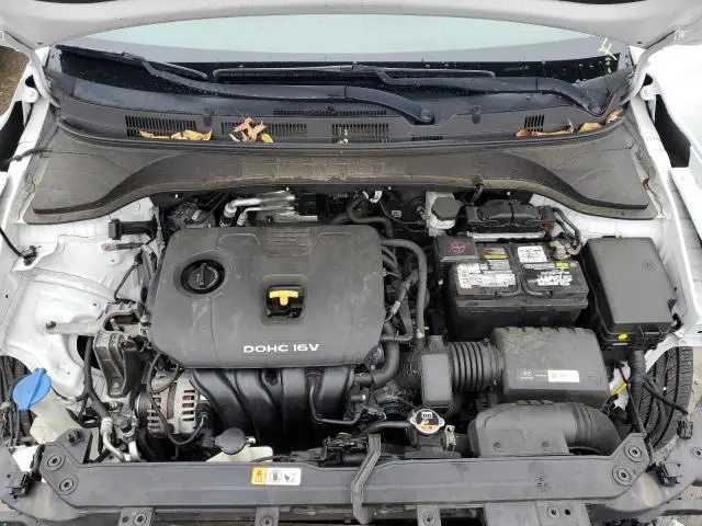 2019 HYUNDAI KONA SE  