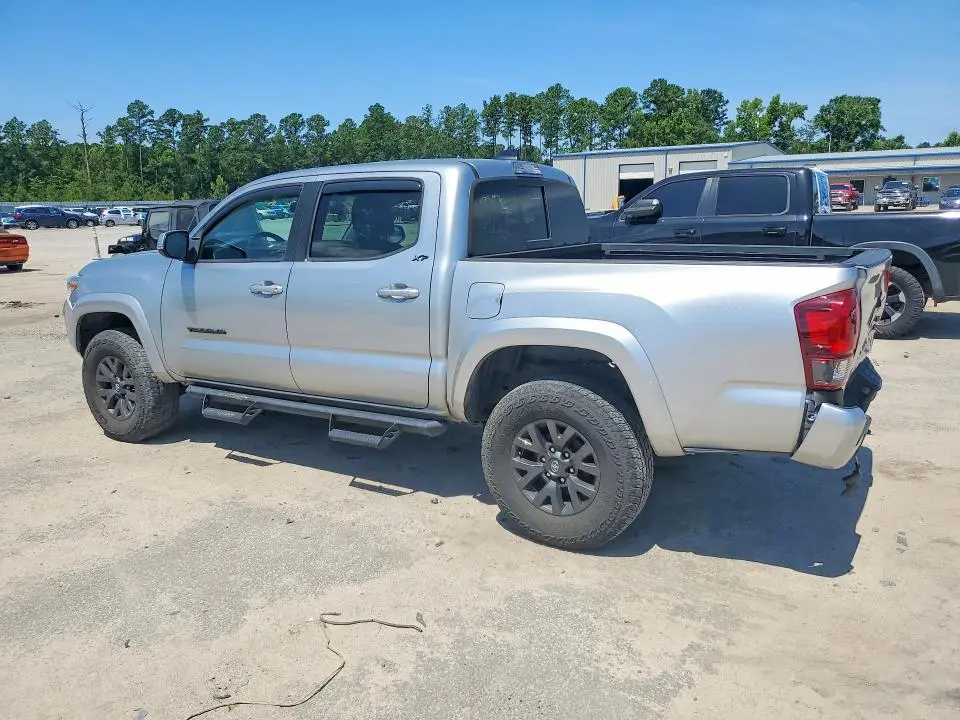 2022 TOYOTA TACOMA SR5 V6  
