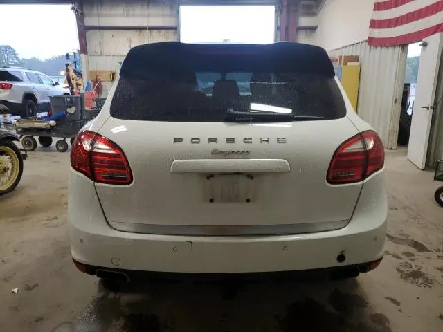 2014 PORSCHE CAYENNE   