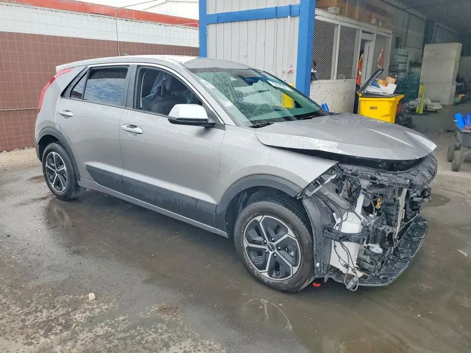 2026 KIA NIRO LX  