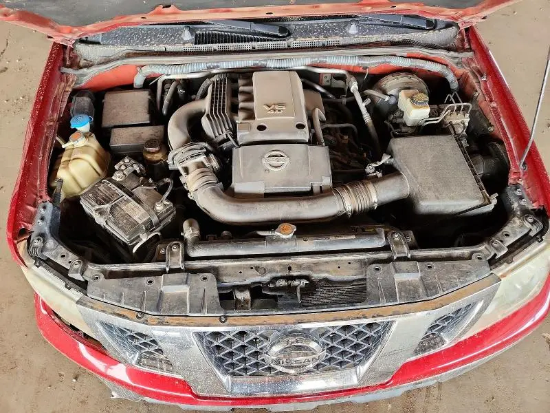 2010 NISSAN FRONTIER SE V6  